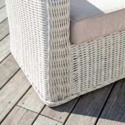 Divano da giardino in resina intrecciata 2 posti Calvi Bianco e tortora