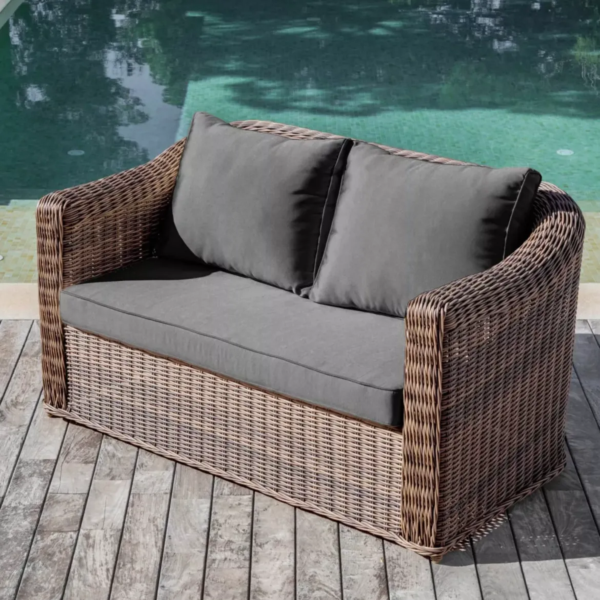 Divano da giardino in resina intrecciata 2 posti Calvi Seppia e grigio scuro