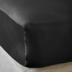 Lenzuolo sotto con angoli in raso di bambù (90 x 190 cm) Sienna Nero
