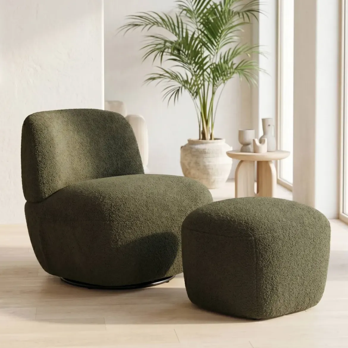 Poltrona girevole in bouclé (seduta 45 cm) Nyxor Verde scuro