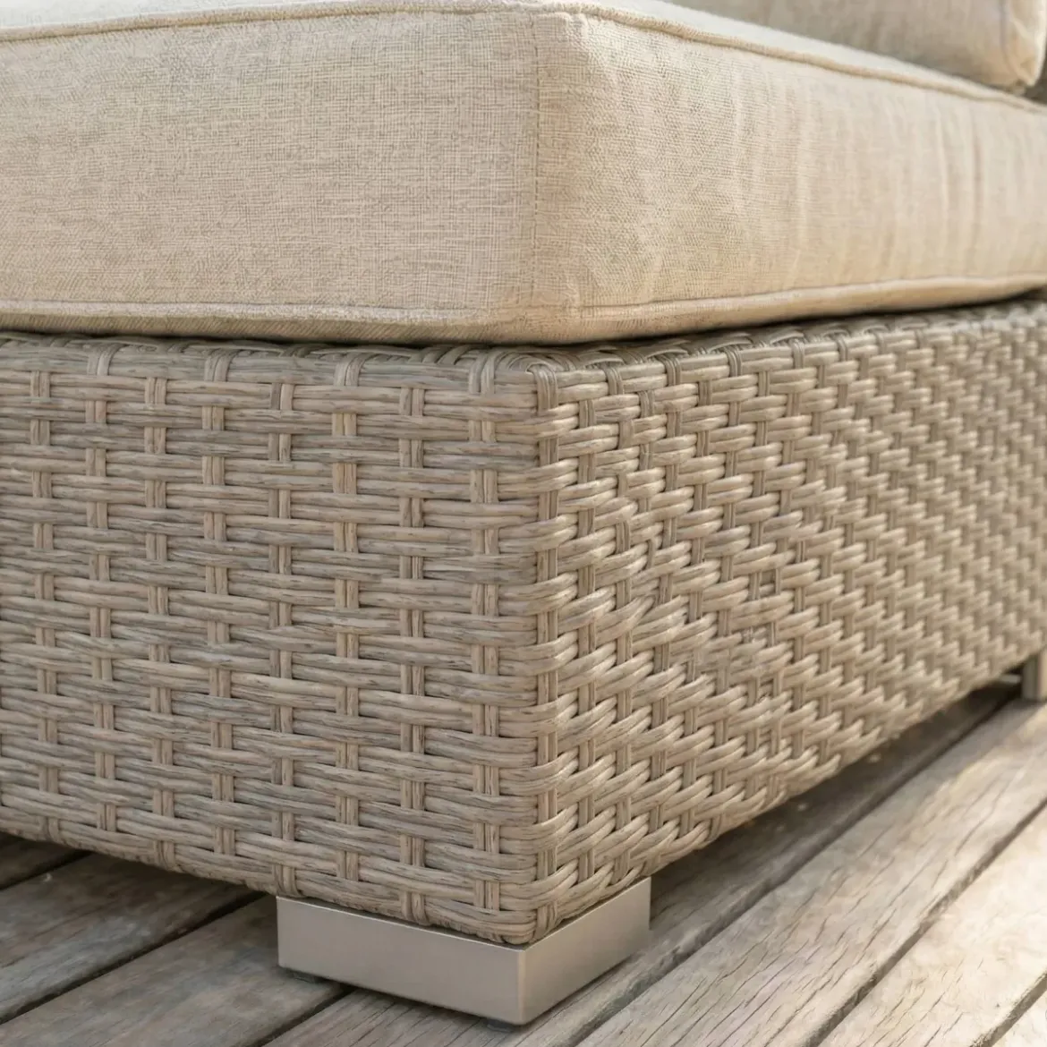Salotto da giardino in resina intrecciata 5 posti 6 pezzi Palma Grigio e beige