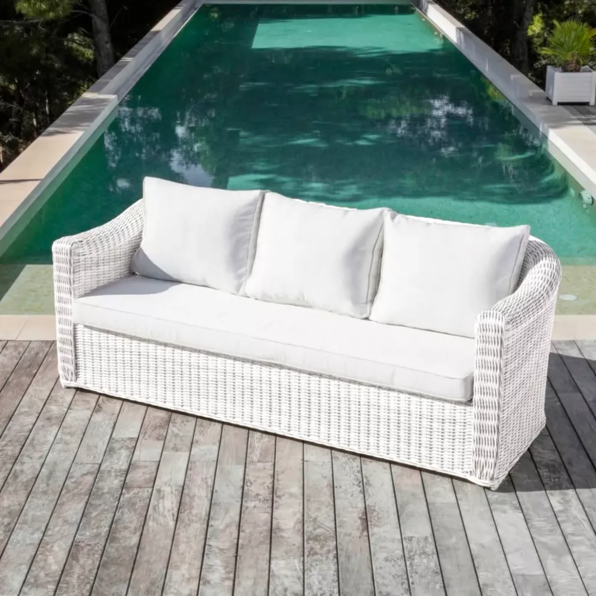 Salotto da giardino in resina intrecciata 7 posti 5 pezzi Calvi Bianco