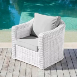 Salotto da giardino in resina intrecciata 4 posti 4 pezzi Calvi Bianco e grigio chiaro