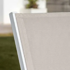 Sedia da giardino impilabile in alluminio con schienale alto Murano Bianco e tortora