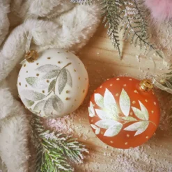 Set di 6 palline di Natale in vetro (D80 mm) Natura invernale Cognac e bianco lana
