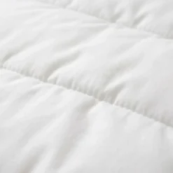 Set Piumone caldo antiacari (240 x 220 cm) + 2 Cuscini (60 x 60 cm) Comète Bianco