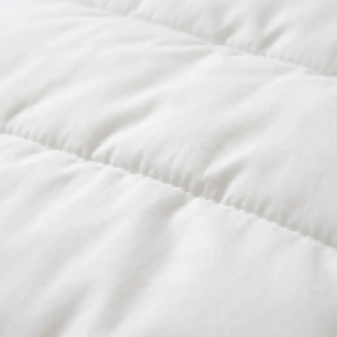 Set Piumone caldo antiacari (240 x 220 cm) + 2 Cuscini (60 x 60 cm) Comète Bianco