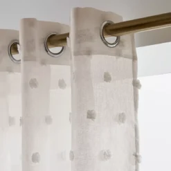 Tenda con occhielli e pon pon (140 x 240 cm) Emie Beige