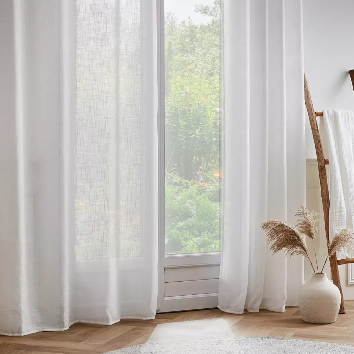 Tenda trasparente con occhielli effetto lino (140 x 280 cm) Robin Bianco