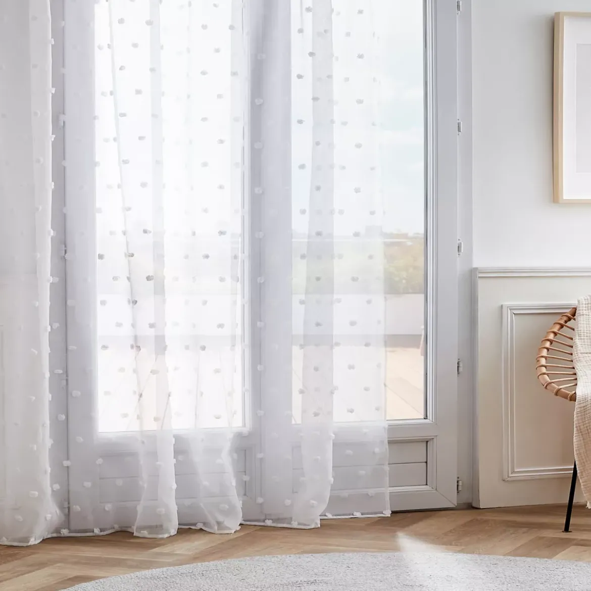 Tenda trasparente con occhielli pon pon (280 x 240 cm) Emie Bianco