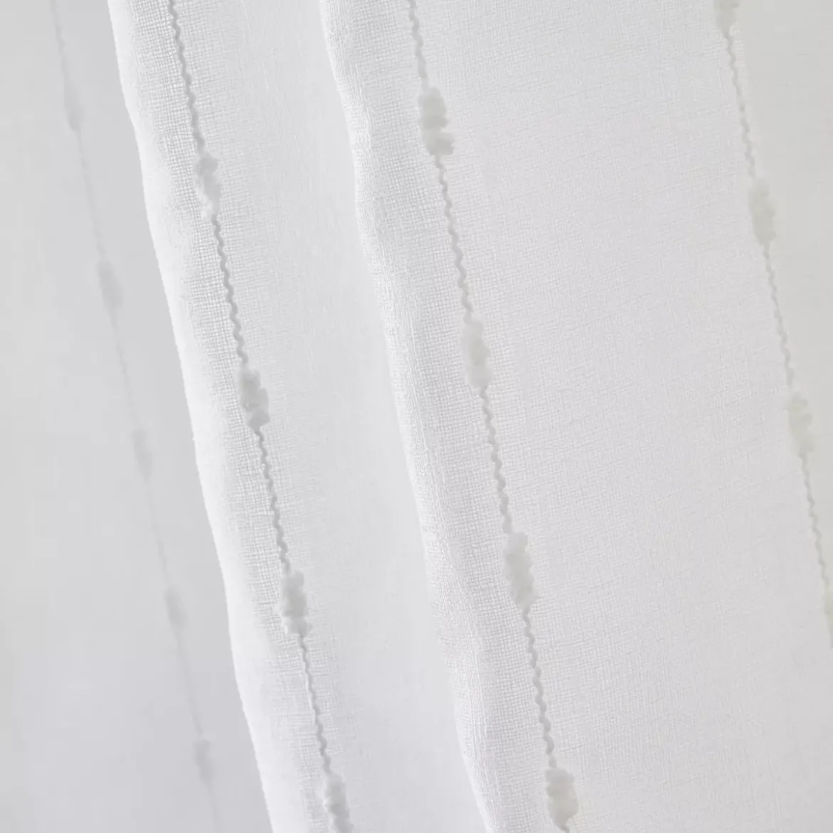 Tenda trasparente con occhielli e pon pon (140 x 240 cm) Axel Bianco