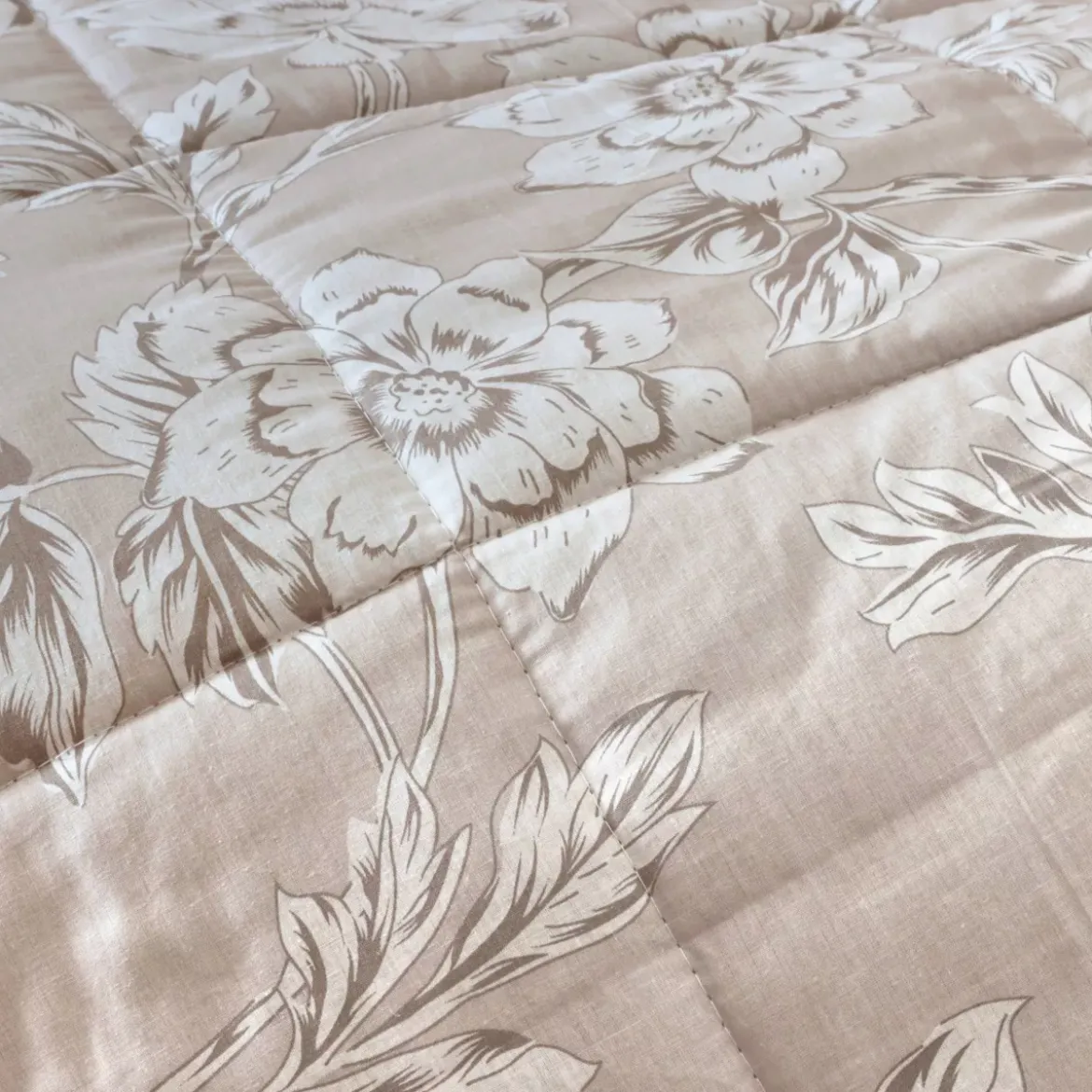 Trapunta stampata e due federe in cotone (200 x 200 cm) Lara Beige